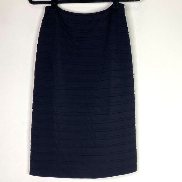 Tadashi Collection Tiered Layered Shutter Pleat Pencil Skirt Women's Size Small - Picture 7 of 7